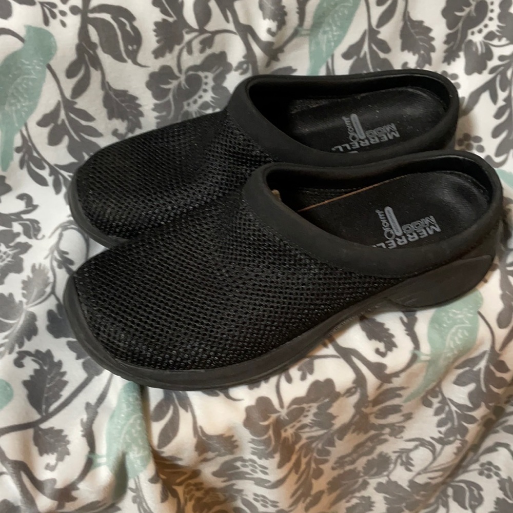 Merrill MOC Qform Air Cushion OrthoLite Size 7 slip-on mesh clogs Size US 7